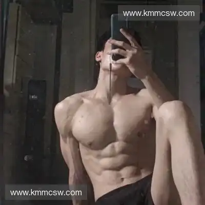 何鹰辉